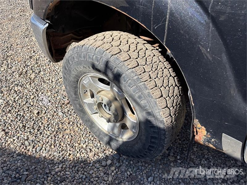 Ford F-250 XLT 4x4 Crew Cab Pickup Ostalo