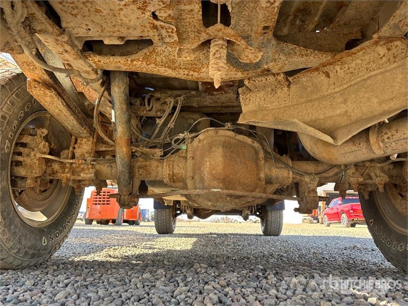 Ford F-250 XLT 4x4 Crew Cab Pickup Ostalo