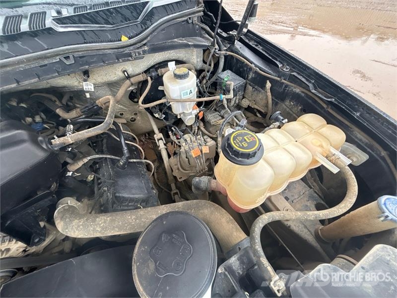 Ford F-250 XLT 4x4 Crew Cab Pickup Ostalo