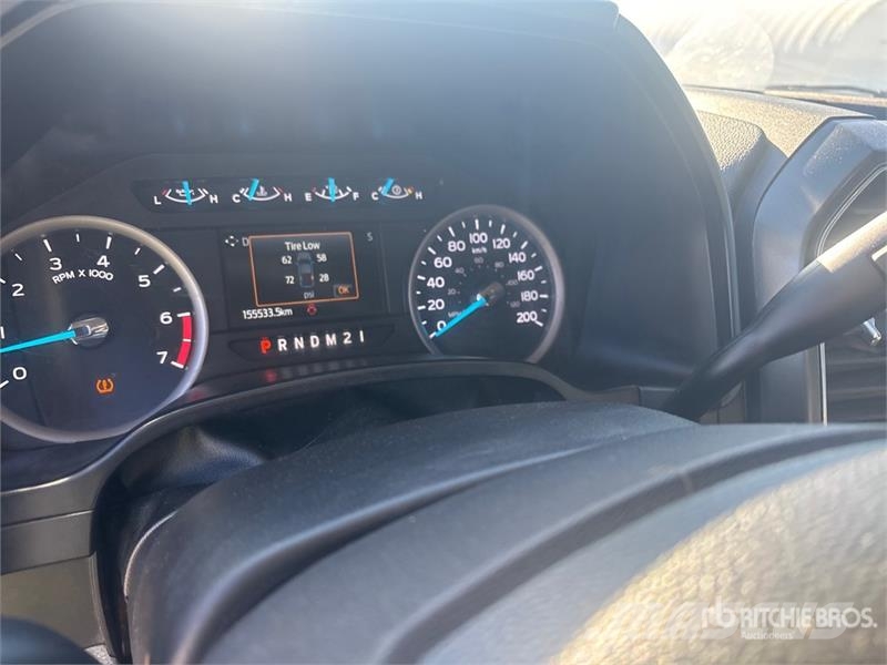 Ford F-250 XLT 4x4 Crew Cab Pickup Ostalo