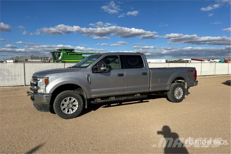 Ford F-250 XLT 4x4 Crew Cab Pickup Anders
