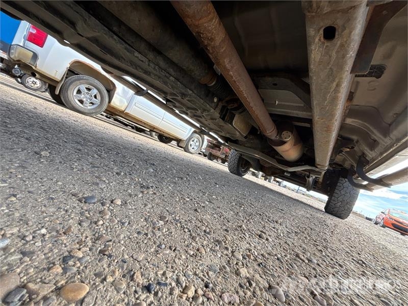 Ford F-250 XLT 4x4 Crew Cab Pickup 其他