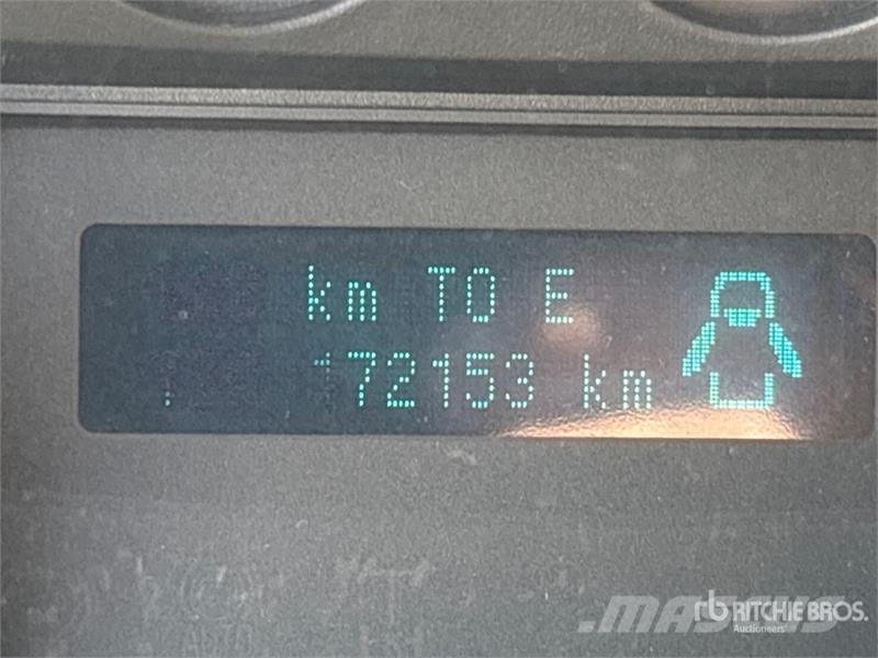 Ford F-250 XLT 4x4 Crew Cab Pickup Muu