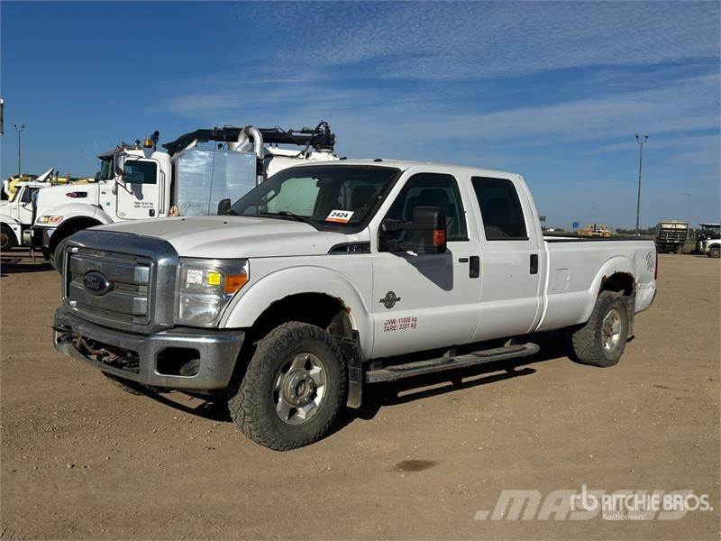 Ford F-250 XLT 4x4 Crew Cab Pickup Прочие фургоны