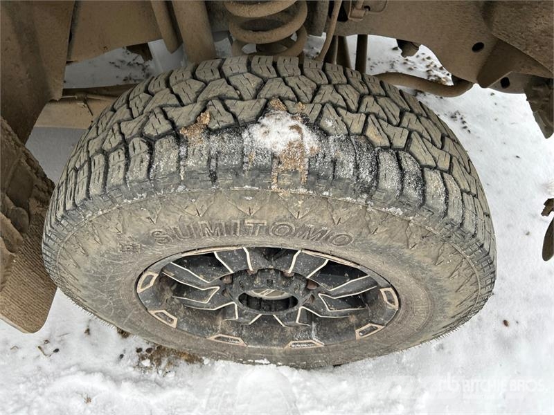 Ford F-250 XLT 4x4 Crew Cab Pickup أخرى