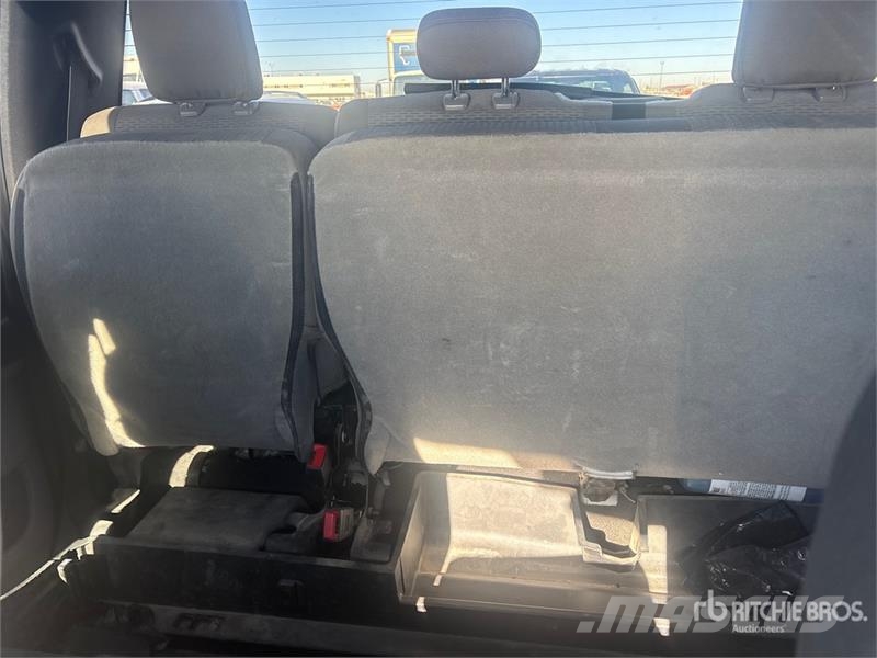 Ford F-250 XLT 4x4 Crew Cab Pickup Ostalo