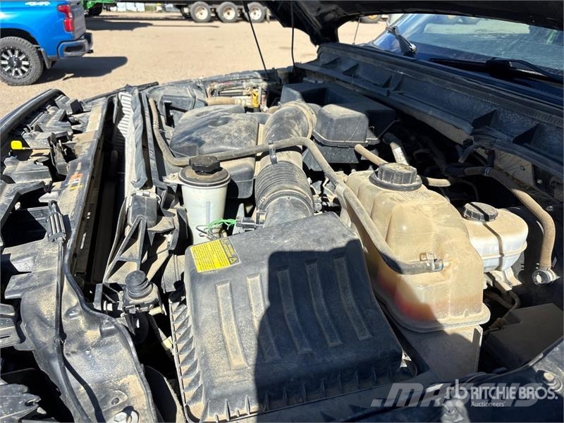 Ford F-250 XLT 4x4 Crew Cab Pickup Ostalo