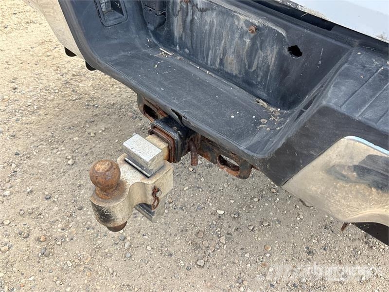 Ford F-250 XLT 4x4 Crew Cab Pickup 其他