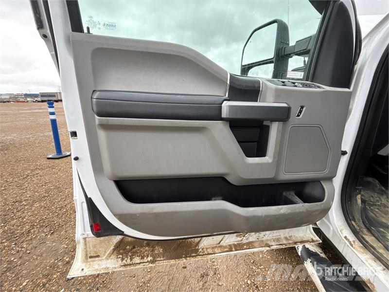 Ford F-250 XLT 4x4 Extended Cab Pickup Прочие фургоны