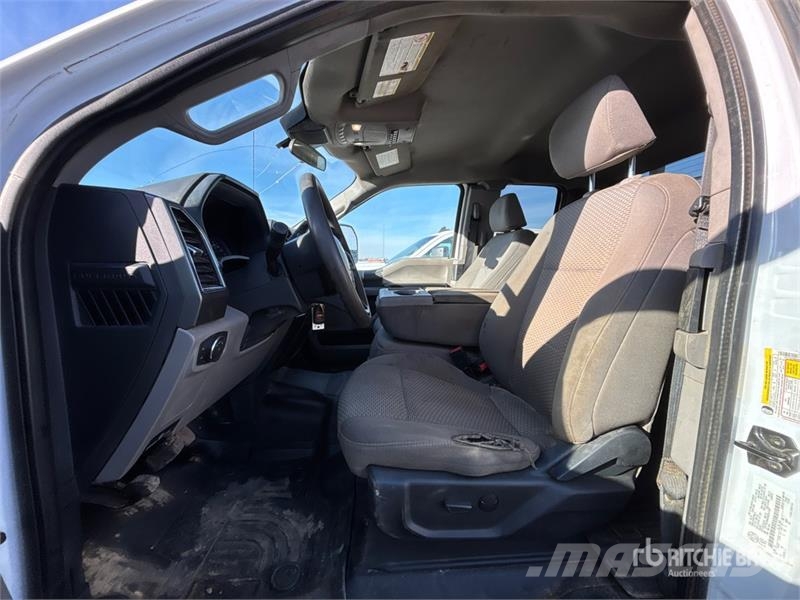 Ford F-250 XLT 4x4 Extended Cab Pickup Ostalo