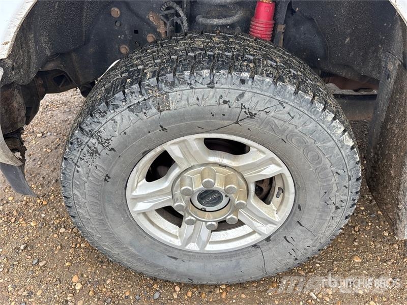 Ford F-250 XLT 4x4 Extended Cab Pickup Прочие фургоны