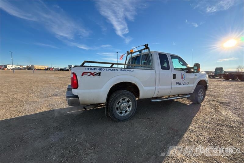 Ford F-250 XLT 4x4 Extended Cab Pickup Autre fourgon / utilitaire