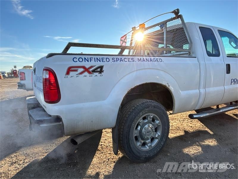 Ford F-250 XLT 4x4 Extended Cab Pickup Drugi