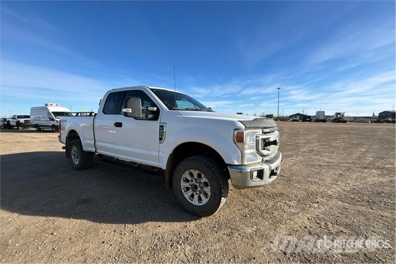 Ford F-250 XLT 4x4 Extended Cab Pickup Ostalo