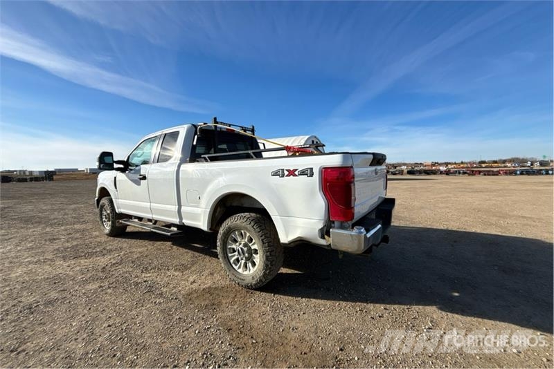 Ford F-250 XLT 4x4 Extended Cab Pickup Ostalo