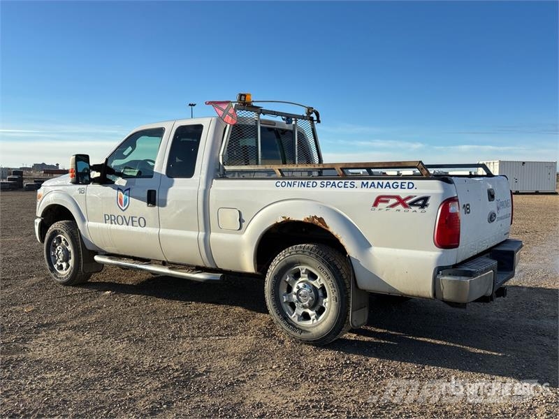 Ford F-250 XLT 4x4 Extended Cab Pickup Drugi