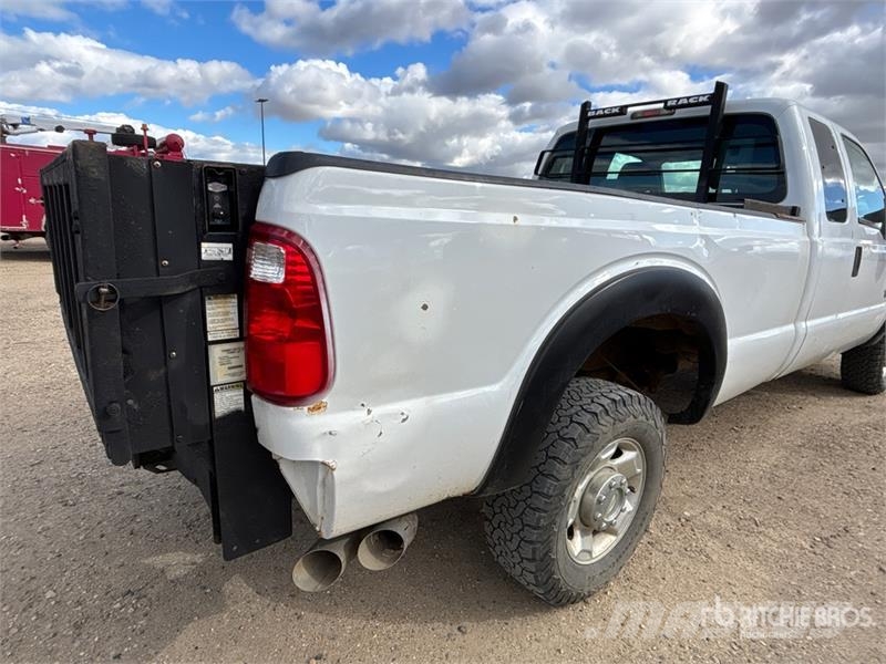 Ford F-250 XLT 4x4 Extended Cab Pickup Citi
