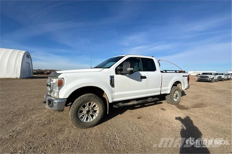Ford F-250 XLT 4x4 Extended Cab Pickup Ostalo