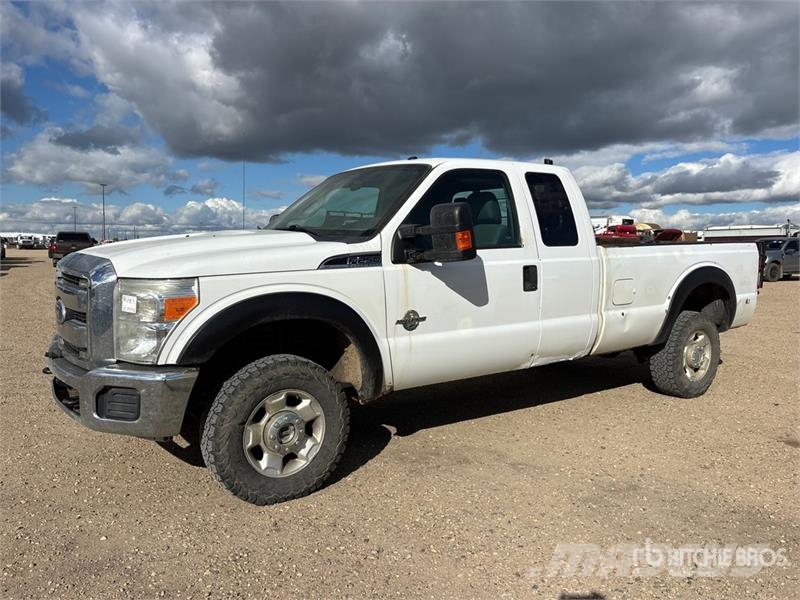 Ford F-250 XLT 4x4 Extended Cab Pickup Citi