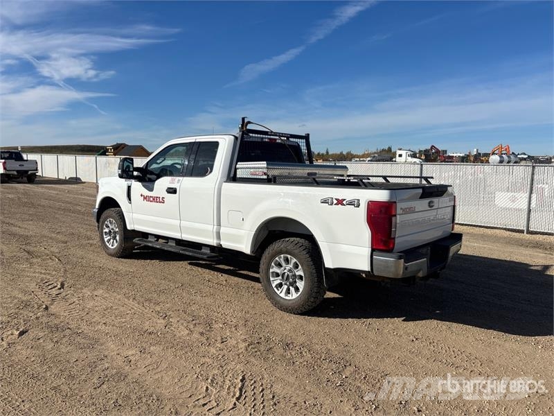 Ford F-250 XLT 4x4 Extended Cab Pickup Other