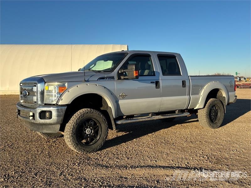 Ford F-250 XLT 4x4 Extended Cab Pickup Muu