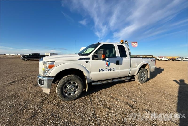 Ford F-250 XLT 4x4 Extended Cab Pickup Autre fourgon / utilitaire