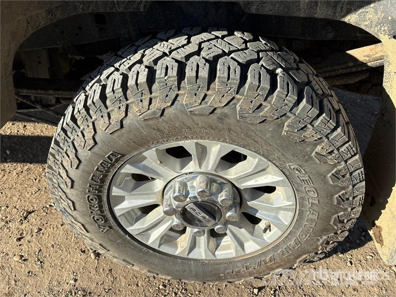 Ford F-250 XLT 4x4 Extended Cab Pickup Muu
