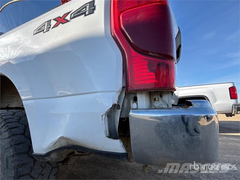 Ford F-250 XLT 4x4 Extended Cab Pickup Ostalo
