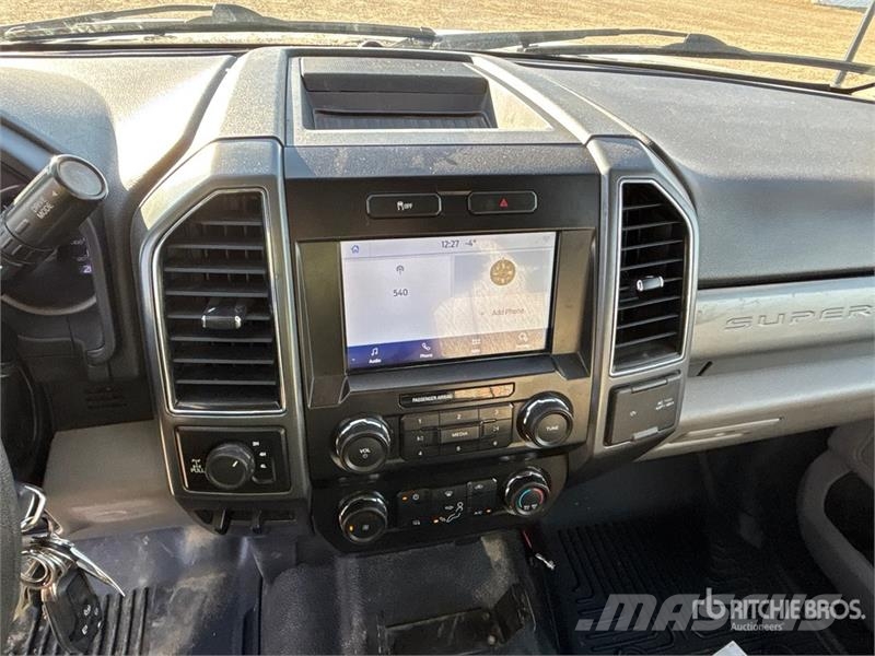 Ford F-250 XLT 4x4 Extended Cab Pickup Muu