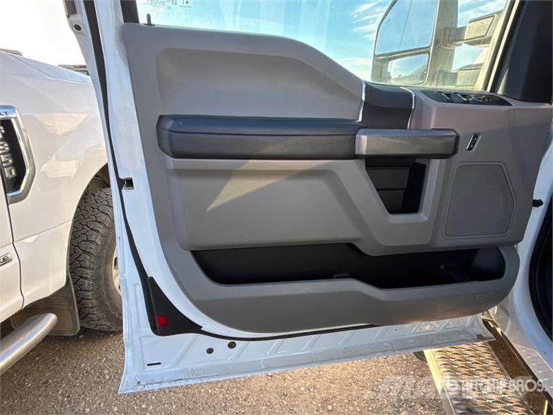 Ford F-350 Drugi