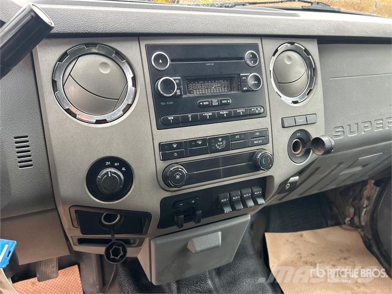 Ford F-350 Camiões estrado/caixa aberta
