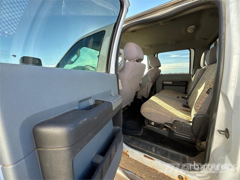 Ford F-350 Camion con sponde ribaltabili