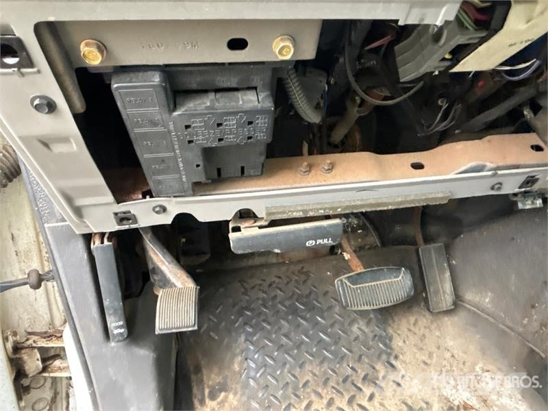 Ford F-350 Kis teherszállító/Platós kocsi