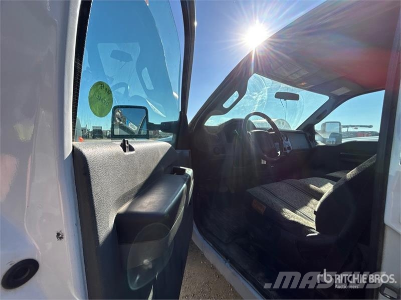 Ford F-350 Flakbilar