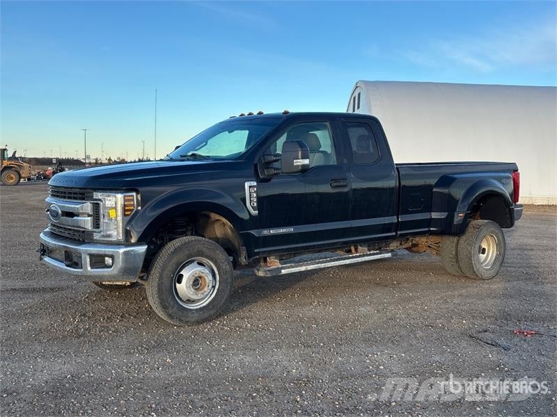 Ford F-350 Ostalo