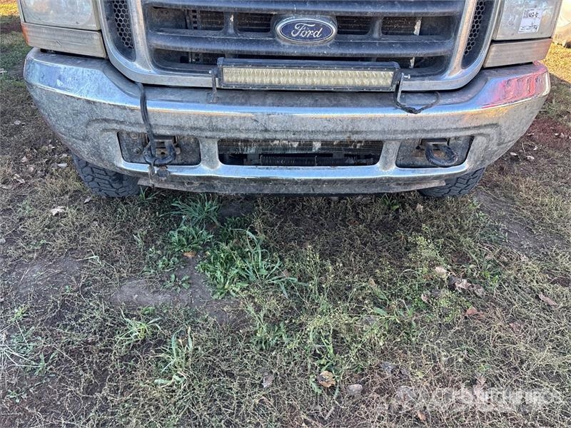 Ford F-350 Pritschenwagen/Pritschenwagen mit Seitenklappe