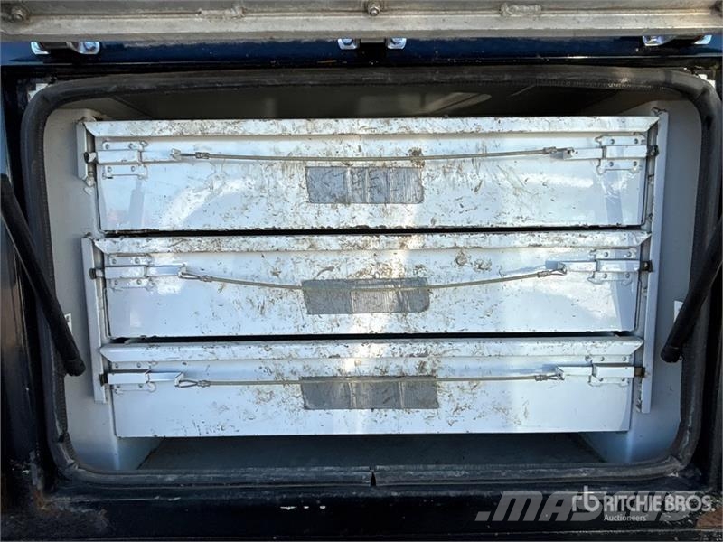 Ford F-350 Pritschenwagen/Pritschenwagen mit Seitenklappe