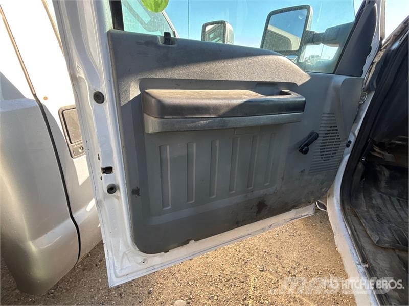 Ford F-350 Flakbilar
