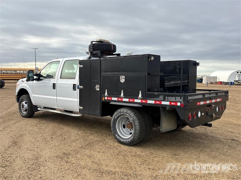 Ford F-350 Camiones de cama baja