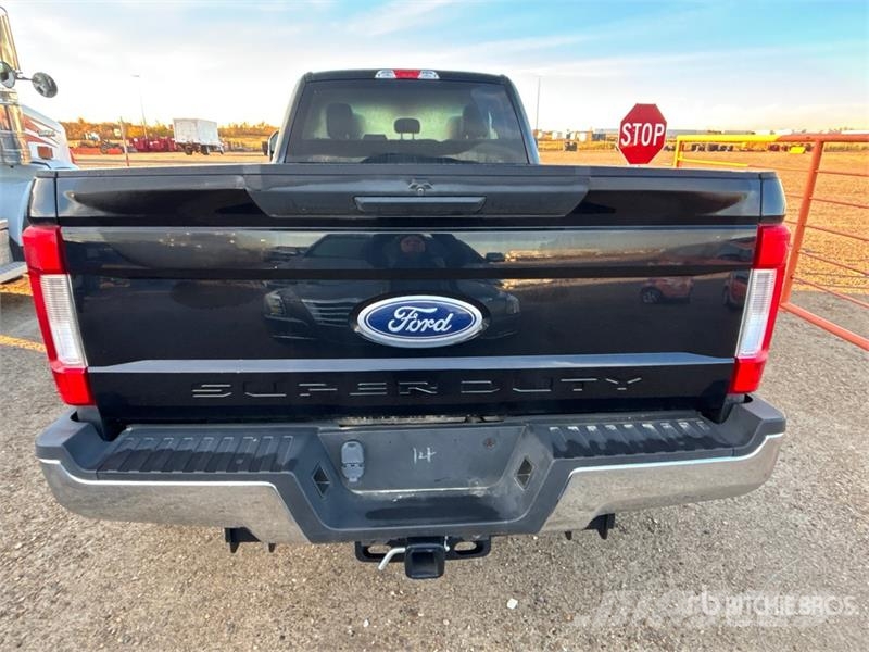 Ford F-350 Ostalo