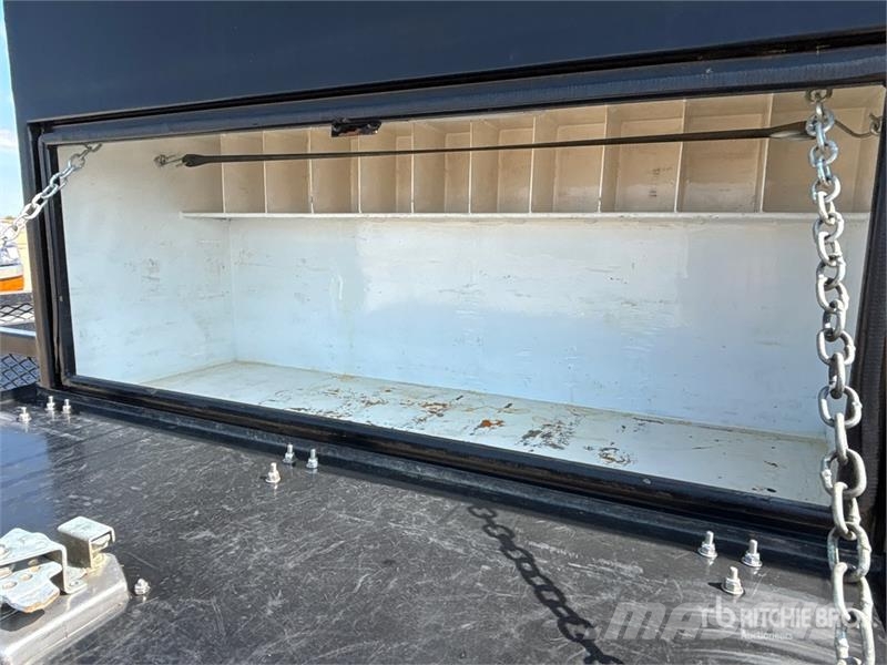 Ford F-350 Kamioni sa otvorenim sandukom