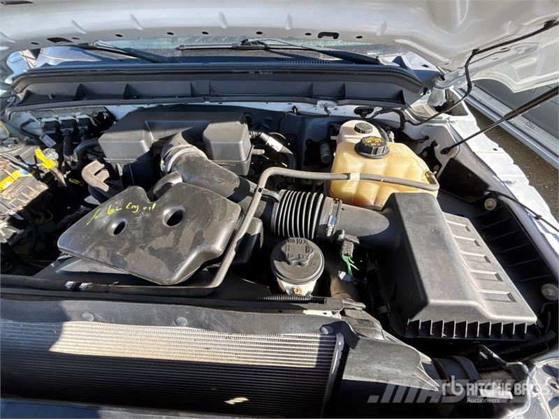 Ford F-350 Pritschenwagen/Pritschenwagen mit Seitenklappe