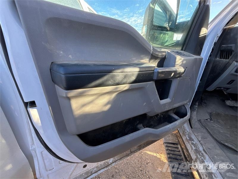 Ford F-350 Lava-kuorma-autot