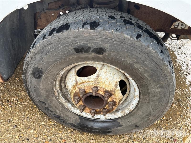 Ford F-350 Kis teherszállító/Platós kocsi