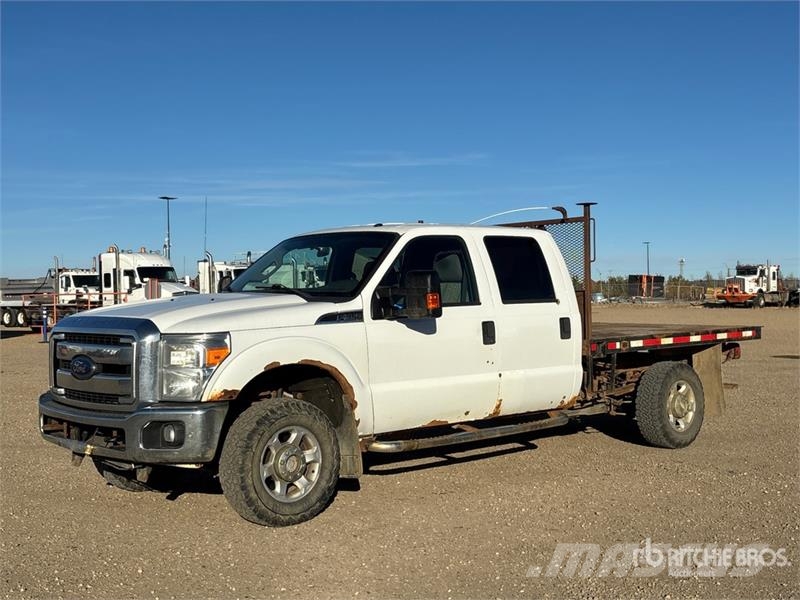 Ford F-350 Camion con sponde ribaltabili