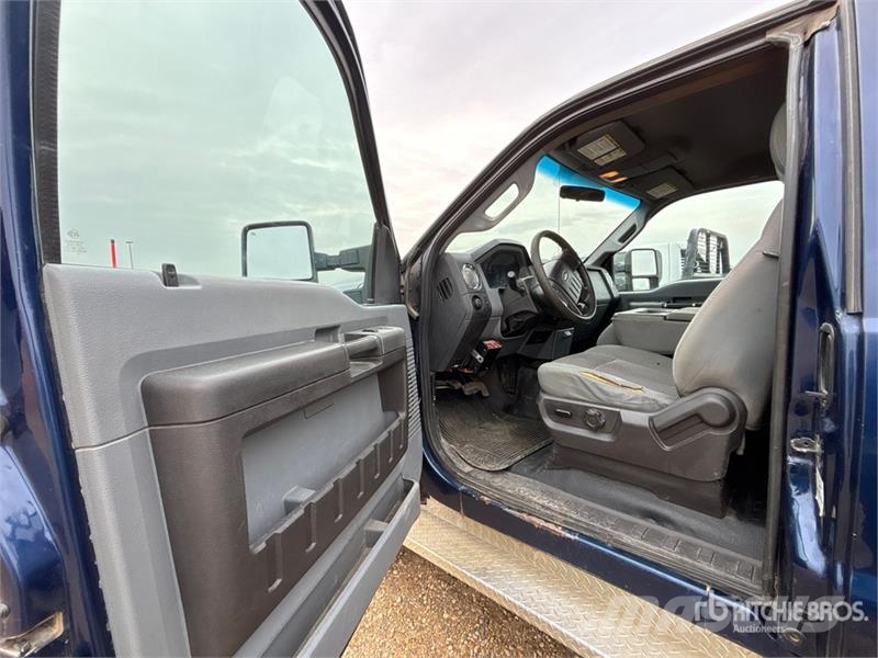 Ford F-350 Komunalna vozila