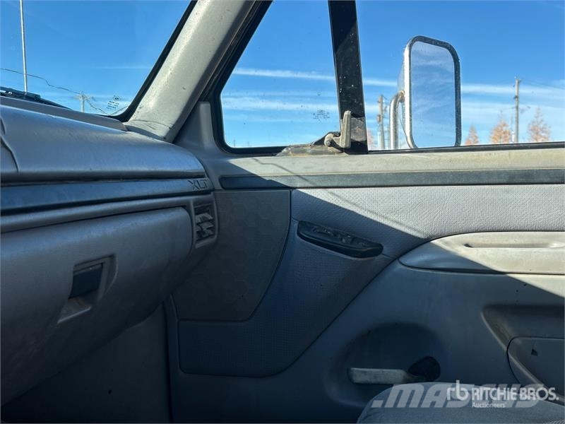 Ford F-350 Camion con sponde ribaltabili