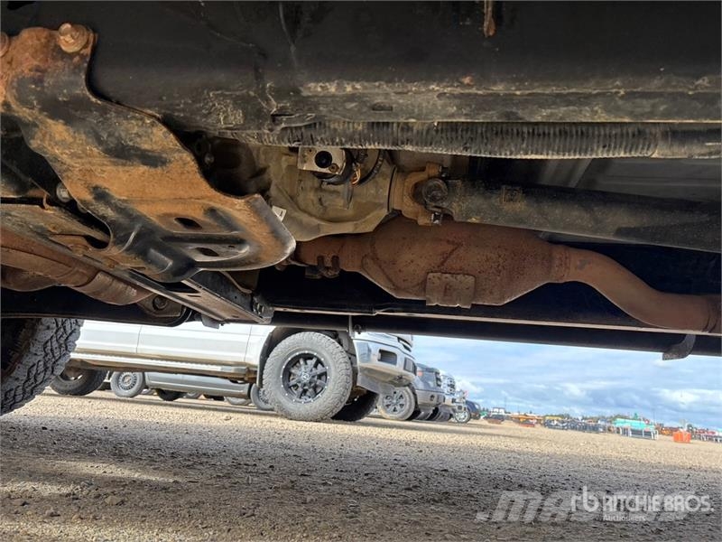 Ford F-350 플랫베드/드롭사이드 트럭