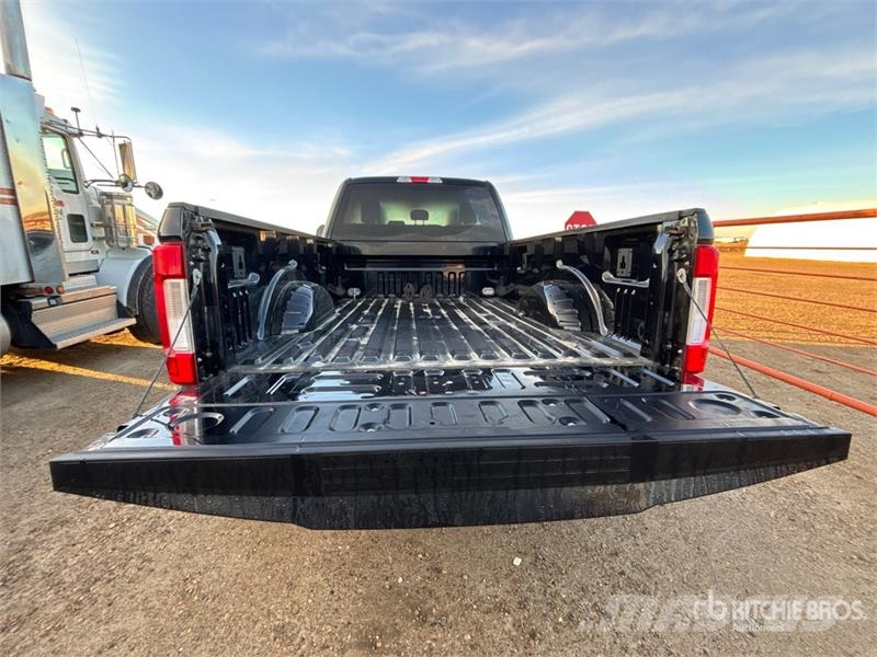 Ford F-350 Ostalo