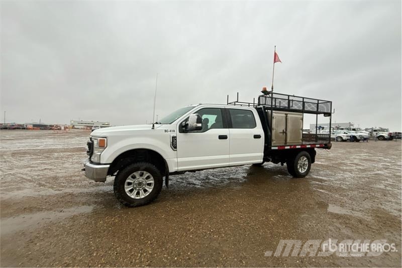 Ford F-350 Flatbed/Dropside trucks